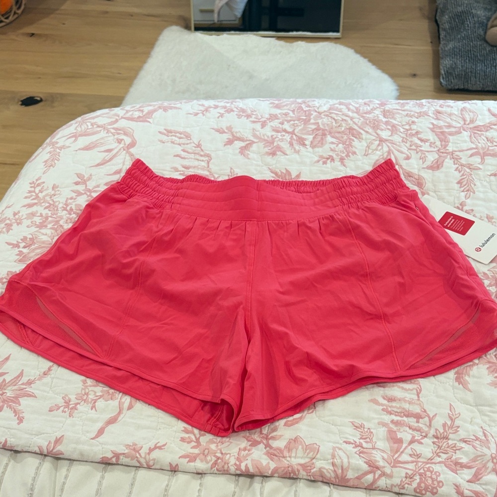 lululemon hottie hotts size 10